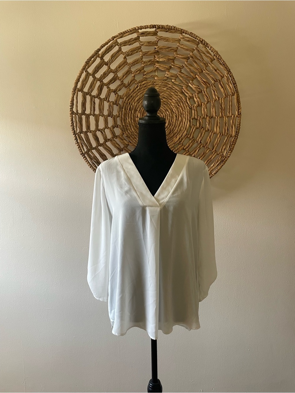 Lush V-Neck White Blouse